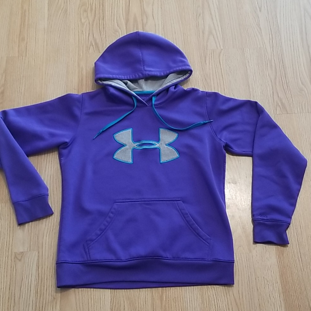 Ladies under armour hoodie. Small